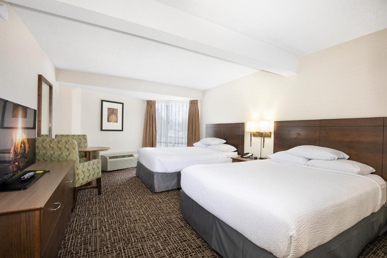 Ramada By Wyndham Kamloops Ξενοδοχείο Εξωτερικό φωτογραφία